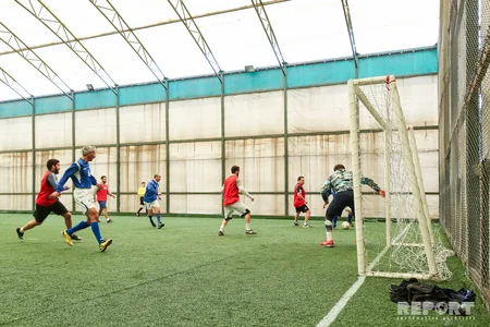 Futbol veteranları və tanınmış idmançılar arasında yoldaşlıq görüşü keçirilib - FOTO