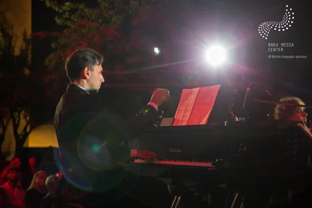 Azərbaycan kinosunun 120 illiyinə həsr olunan musiqi axşamı keçirilib