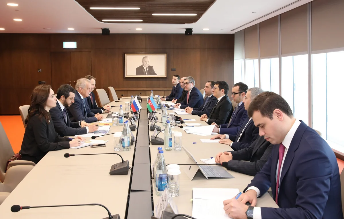 Roadmap for co-op between Azerbaijan and Russia’s St. Petersburg prepared
