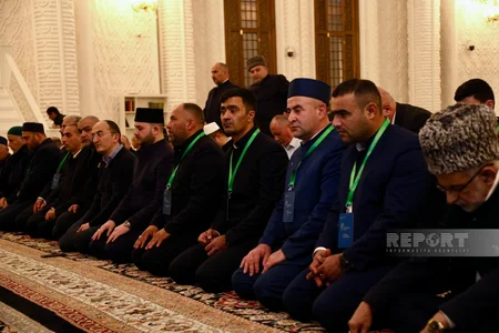 Azərbaycan Din Xadimləri Forumunun iştirakçıları vəhdət namazı qılıblar