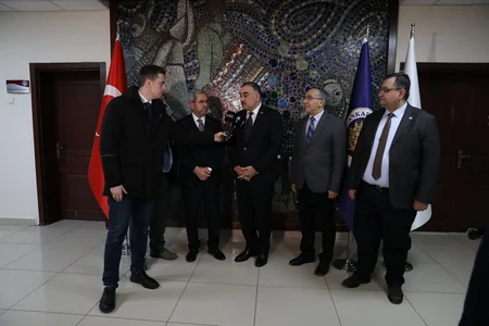 Посол Азербайджана в Турции посетил в больнице детей, пострадавших в результате землетрясения