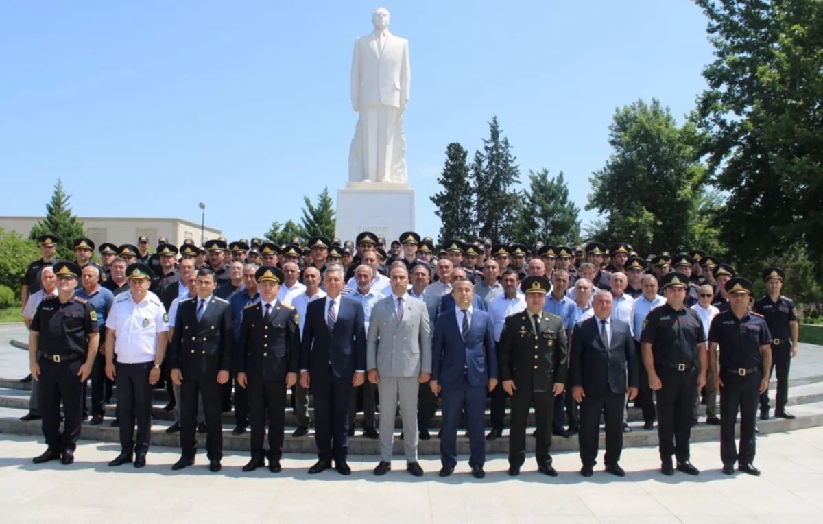 Biləsuvarda polis işçilərinin peşə bayramı günü qeyd olunub