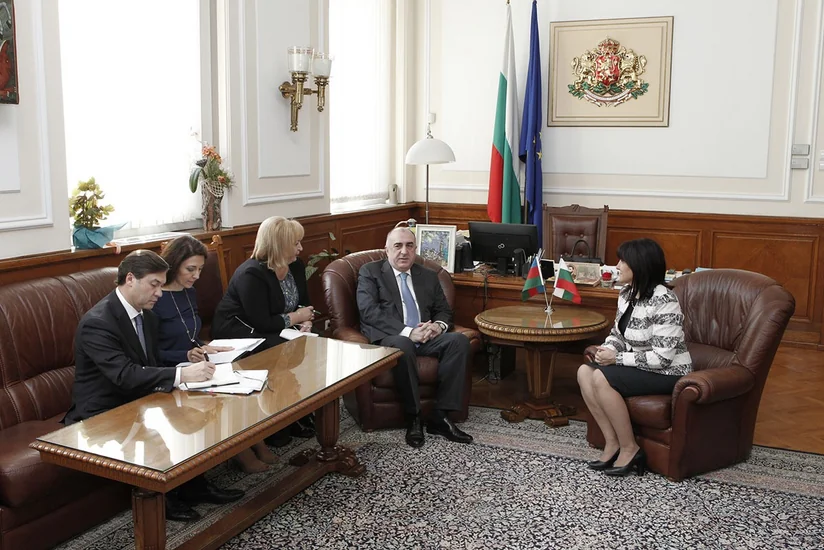 Azerbaijani Foreign Minister meets his Bulgarian counterpart