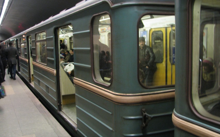​Səhər saatlarında Bakı metropoliteni qatarında nasazlıq yaranıb