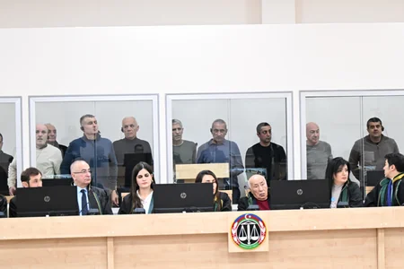 Ermənistanın hərbi təcavüzü nəticəsində çoxsaylı cinayətlər törətməkdə təqsirləndirilən şəxslərin məhkəməsi başlayıb