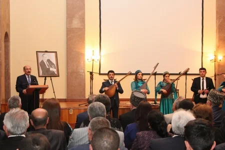 Heydər Əliyev və ozan-aşıq mədəniyyəti” mövzusunda tədbir keçirilib