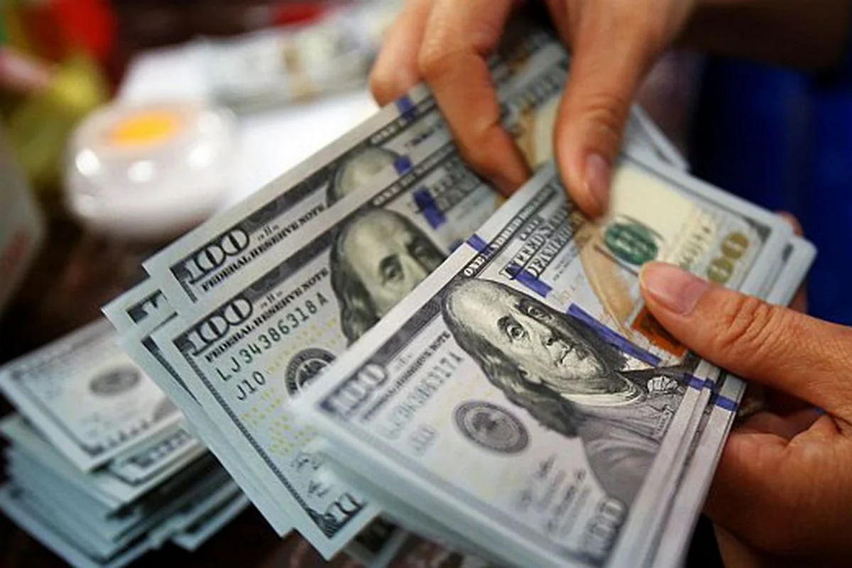 Bu il futbol klubları agentlərə 496,2 milyon dollar ödəyib