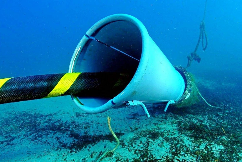 Azərbaycan və Türkmənistan Xəzərin dibi ilə kabel xəttinin çəkilməsi şərtlərini müzakirə edib