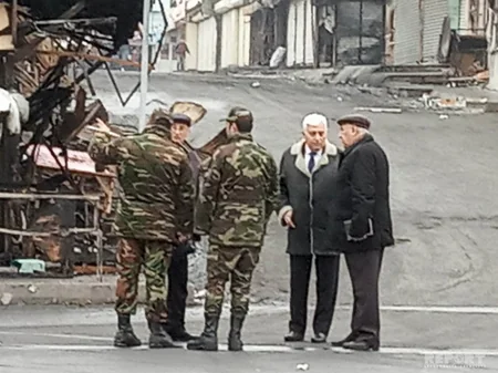 FHN-in institut direktoru Diqlasa baş çəkib