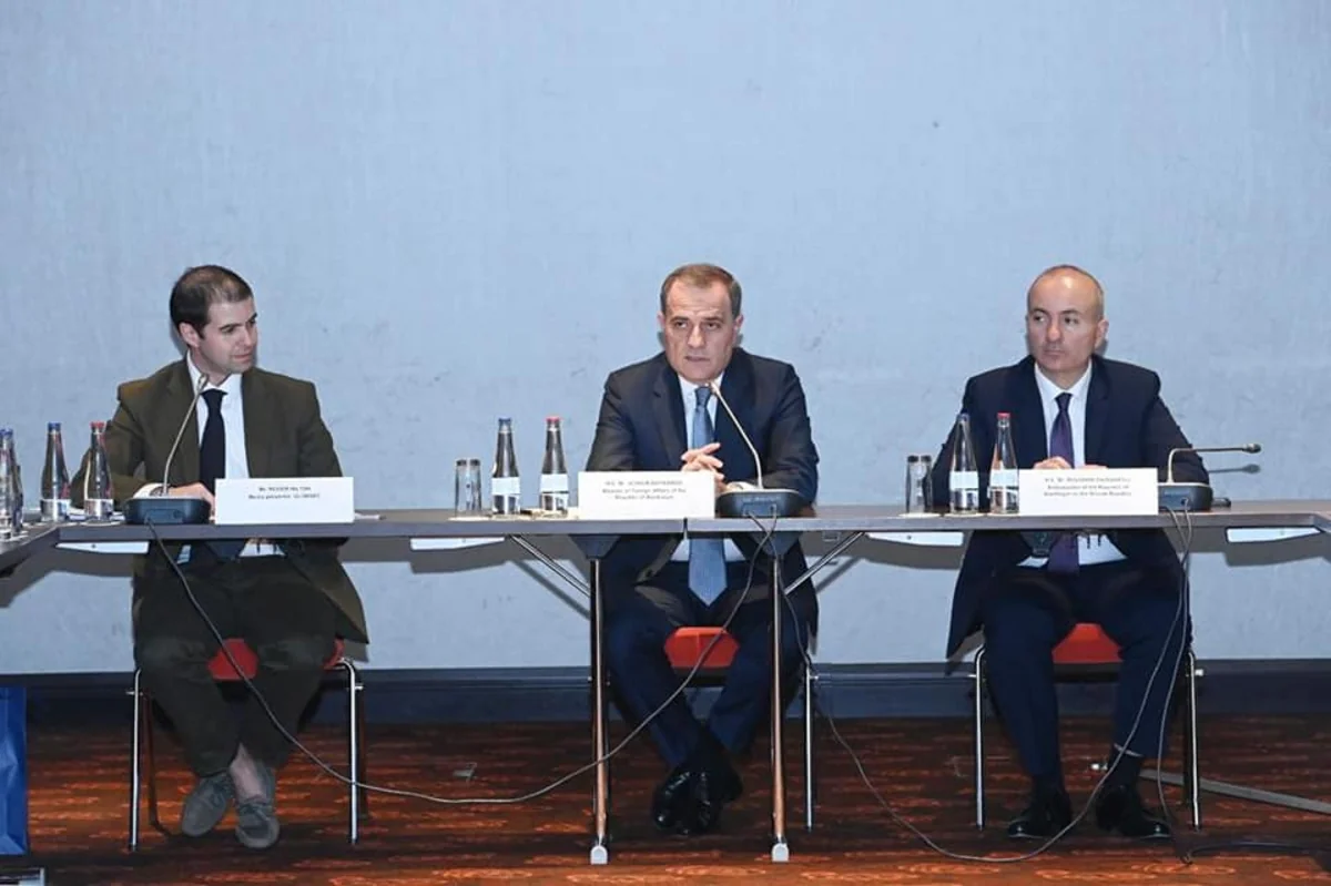 Azerbaijani FM Bayramov attends round table as part of his Slovakia visit