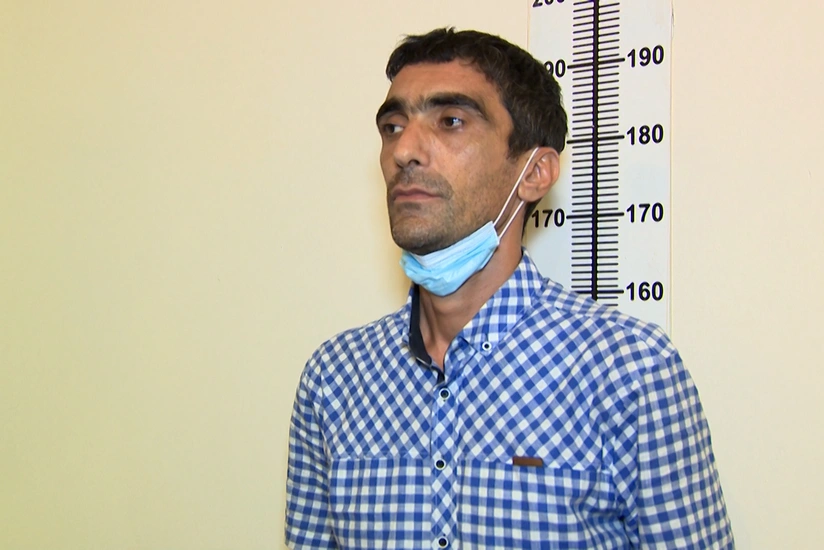 Bakıda mağazada satıcı qadına qarşı soyğunçuluq edildi