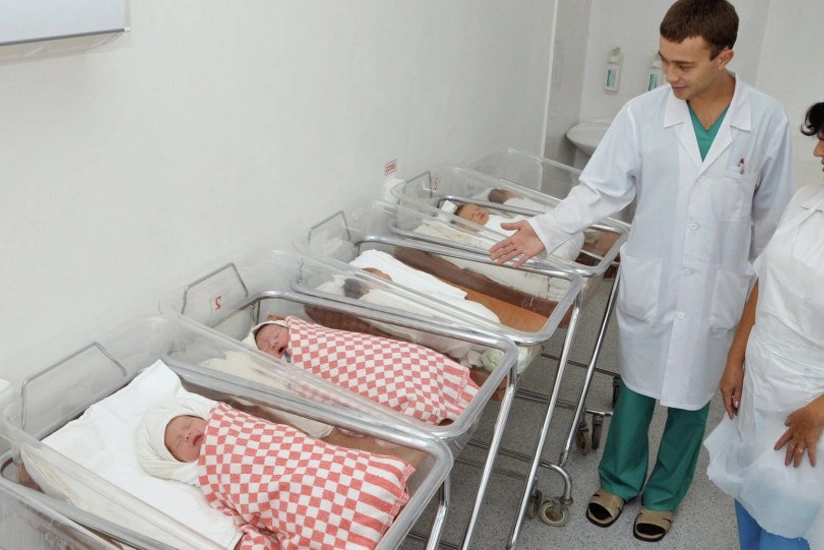 Səhiyyə Nazirliyi doğum evlərində araşdırmalara başlayıb