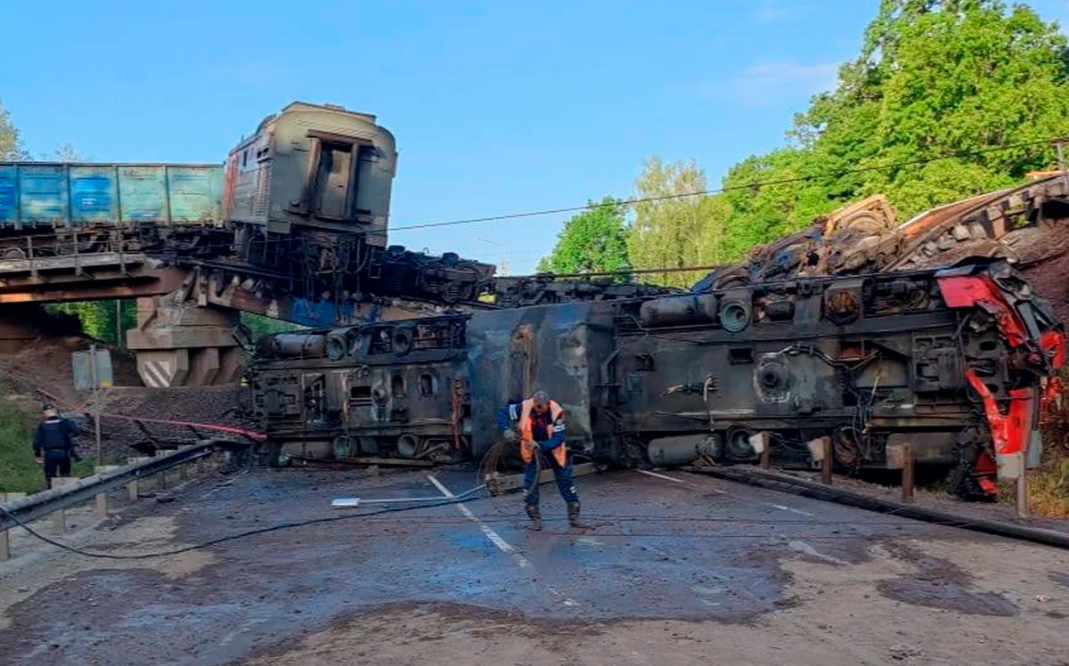 Railway bridge collapses in Russia's Kursk region causing freight train derailment