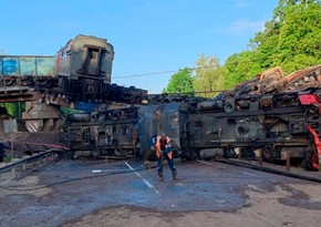 Железнодорожный мост обрушился в Курской области РФ, есть пострадавшие