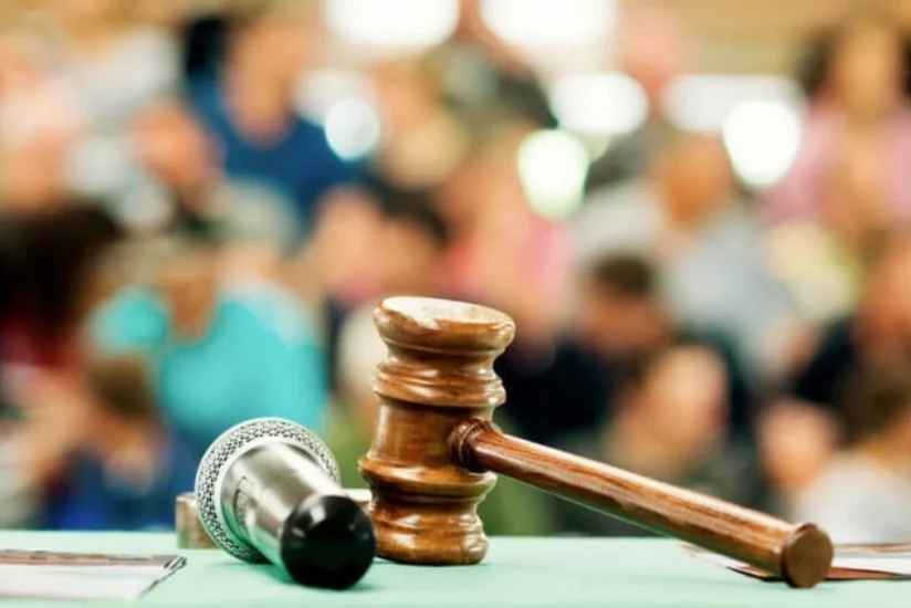 Суд постановил продать на аукционе имущество Qax-Konserv