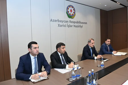 Ceyhun Bayramov Rusiyanın xüsusi nümayəndəsi ilə Azərbaycan-Ermənistan münasibətlərinin normallaşma prosesini müzakirə edib