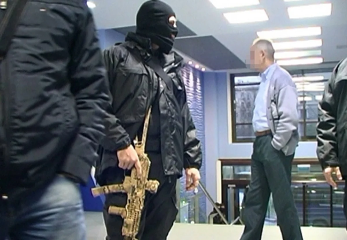 ​Сотрудники ФСБ вторглись в действующие в РФ филиалы турецких банков