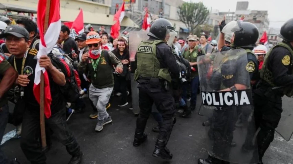 Peruda baş verən toqquşmalarda 10 nəfər ölüb