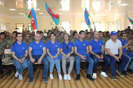 Azərbaycanın hərbi hissələrində bayram tədbirləri keçirilir
