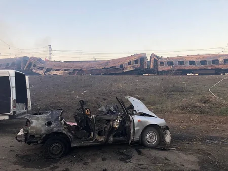 Rusiya Ukraynada sərnişin qatarına zərbə endirib, 22 nəfər ölüb, yaralananlar var