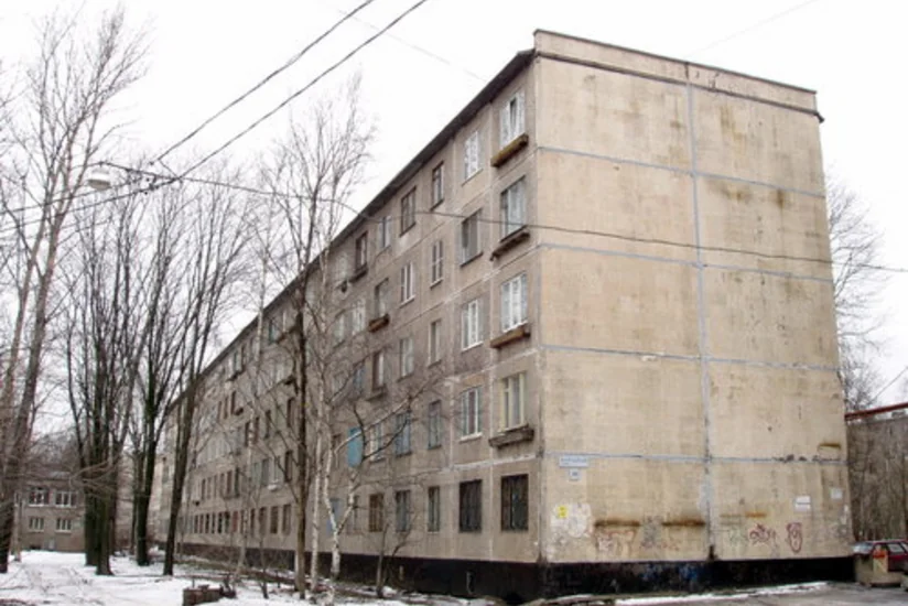 ​Rusiyada qadın azərbaycanlı ərindən xilas olmaq üçün özünü binadan atıb