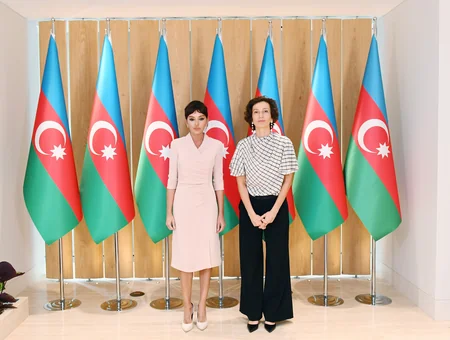 Birinci vitse-prezident UNESCO-nun Baş direktoru ilə görüşüb