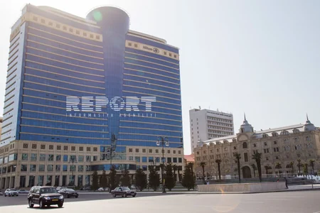 Hotellərin parkinqində avtomobilə dəyən zərəri kim ödəməlidir? - ARAŞDIRMA