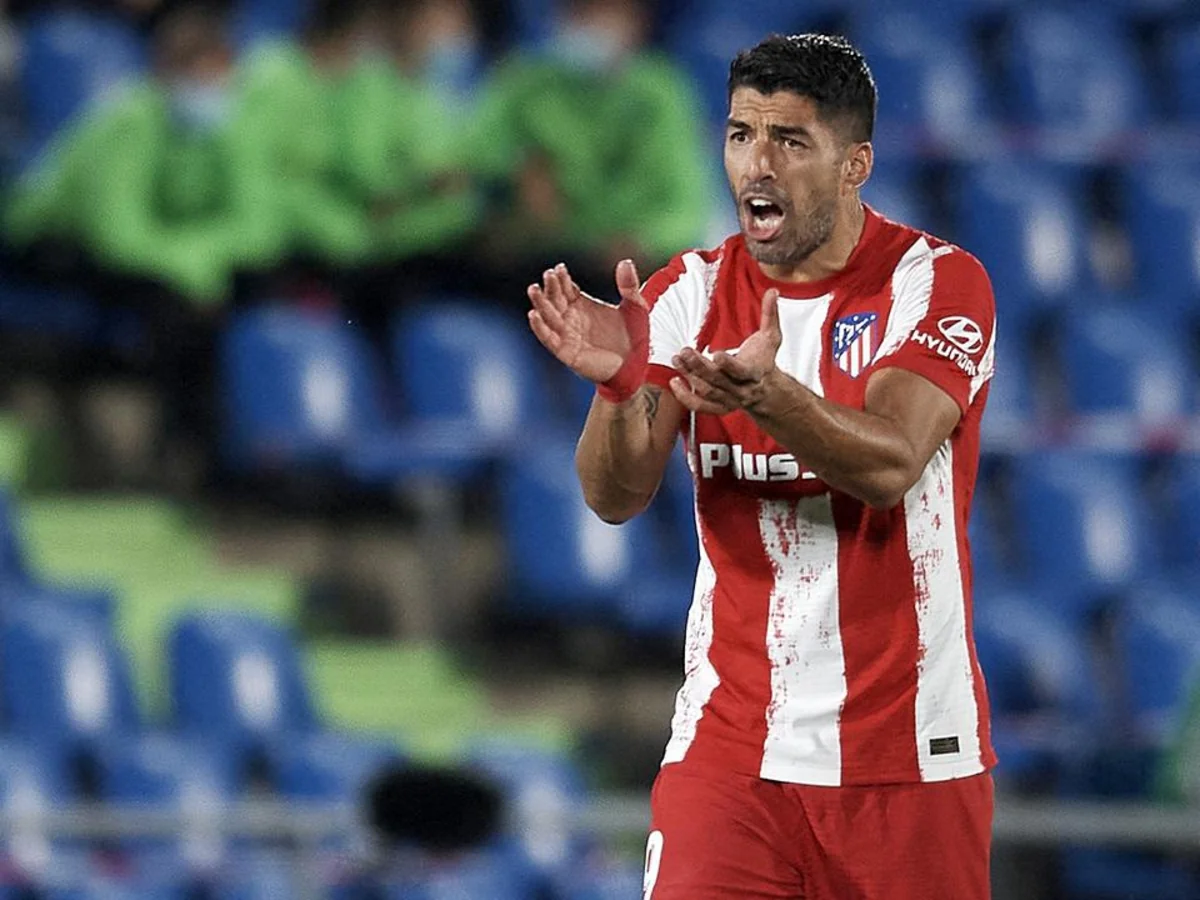 Луис Суарес повторил успех Ибрагимовича и Роналду