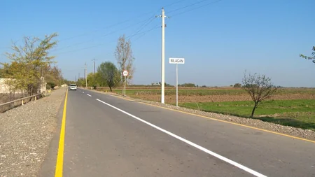 Ağcabədidə 4 kəndi əhatə edən avtomobil yolu yenidən qurulub