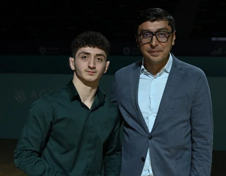 Fərid Qayıbov beynəlxalq yarışlarda uğur qazanan idmançılarla görüşüb