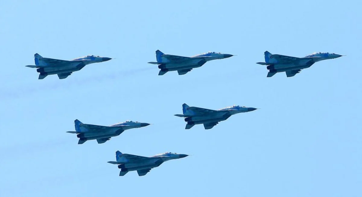 Azərbaycanın hərbi təyyarə və helikopterləri cəbhə bölgəsində uçuşlar həyata keçirir