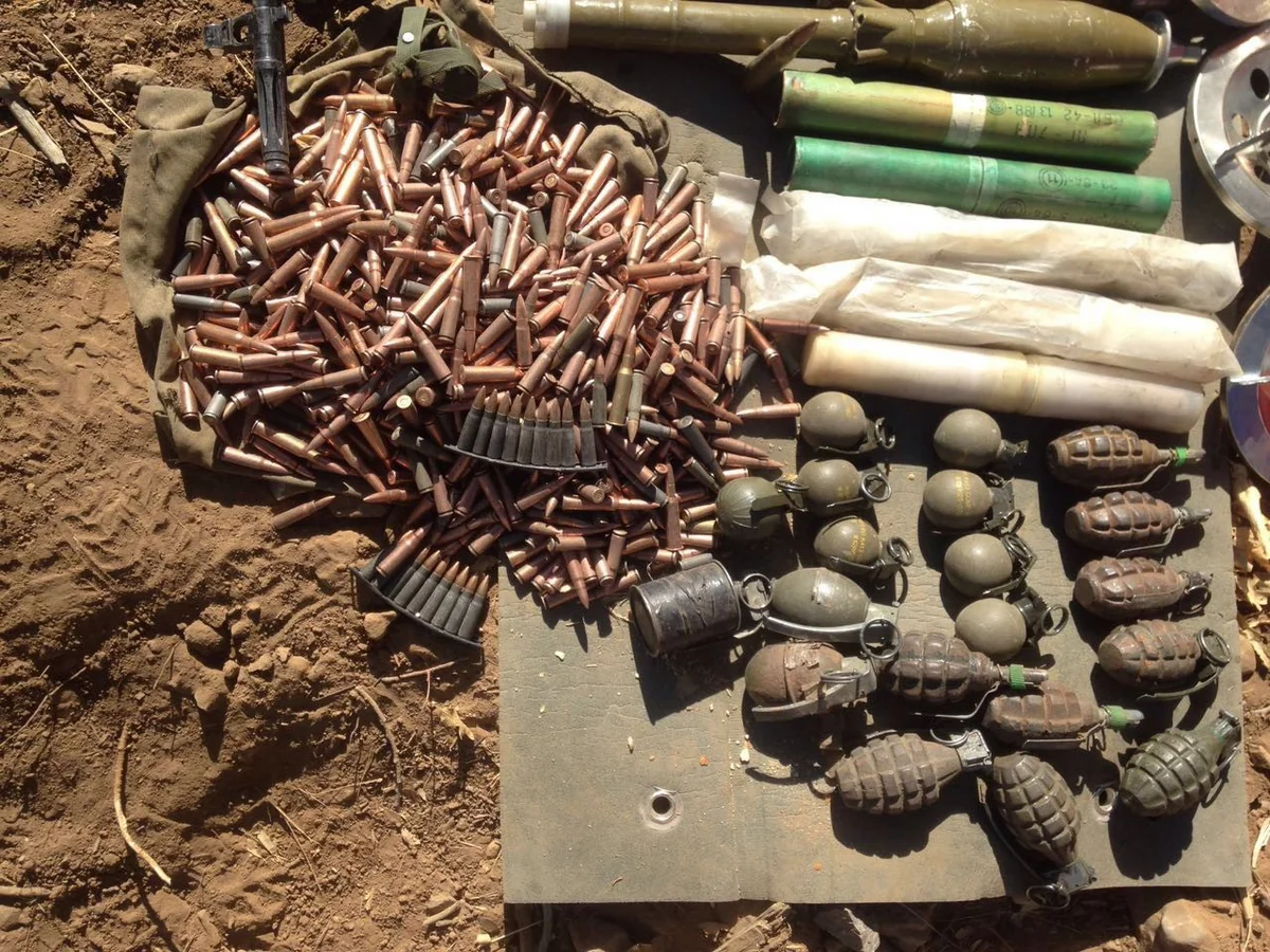 Tovuzda tapılan silah-sursat ANAMA-ya təhvil verilib