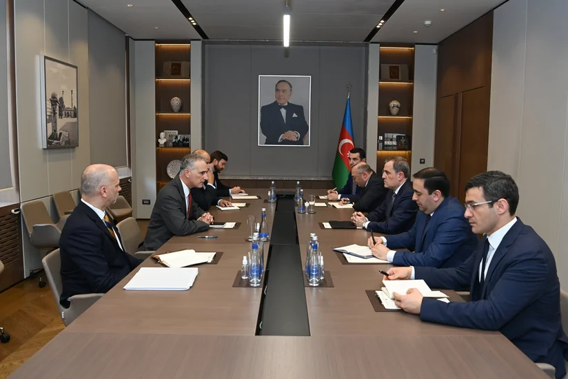 Ceyhun Bayramov ABŞ rəsmisi ilə Azərbaycan-Ermənistan sülh prosesini və bölgədəki vəziyyəti müzakirə edib