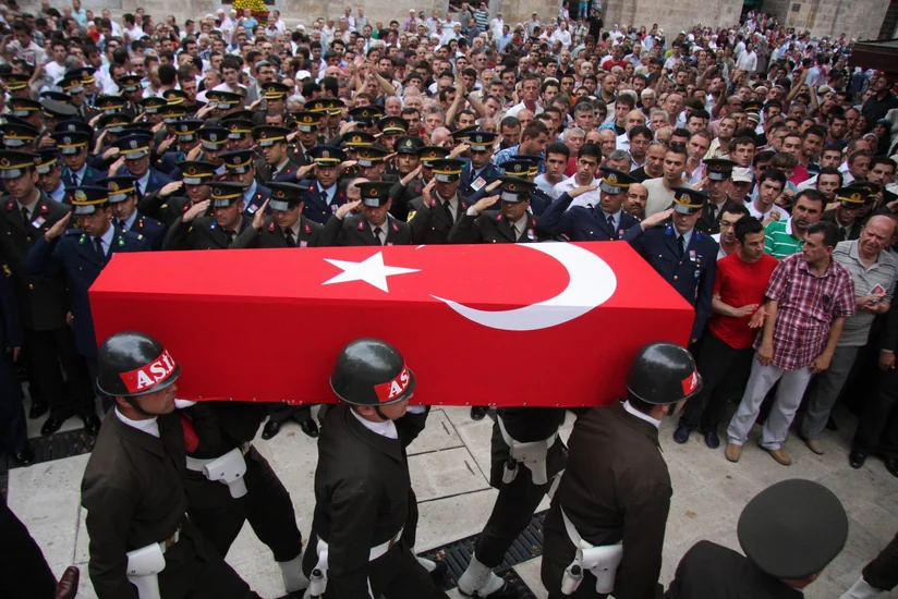 Türkiyə terrorçularla atışmada iki şəhid verib