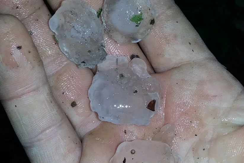 Qaxa dolu yağıb