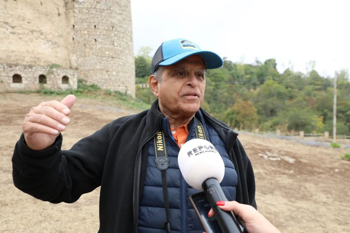 Amerikalı səyyah: “Azad edilmiş ərazilərdə infrastrukturun bərpasının sürəti heyranedicidir”