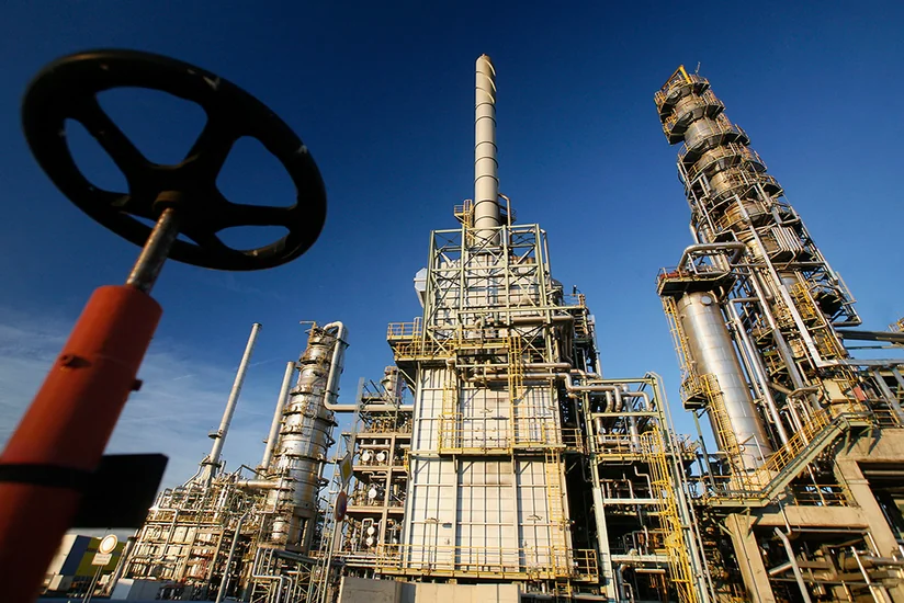 Китай сократил импорт нефти и газа с начала года