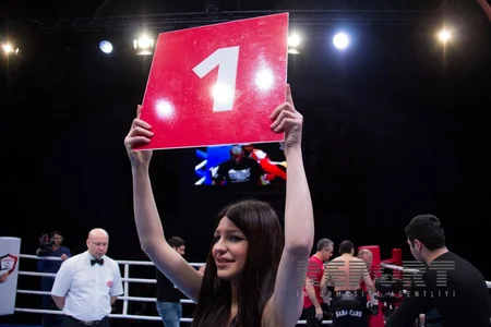 ​Azərbaycan boksçusu dünya çempionu olub - FOTO