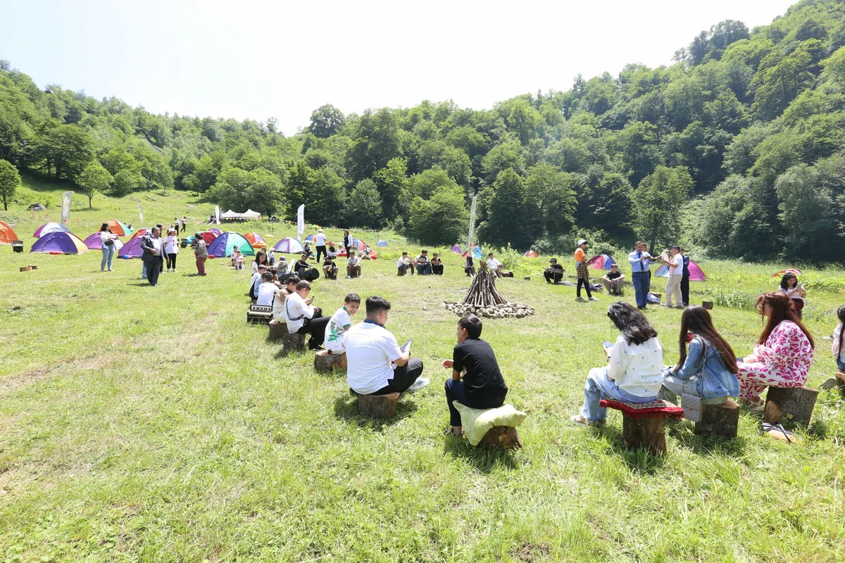 Uşaq İncəsənət Festivalının iştirakçıları üçün yay düşərgəsi təşkil olunub