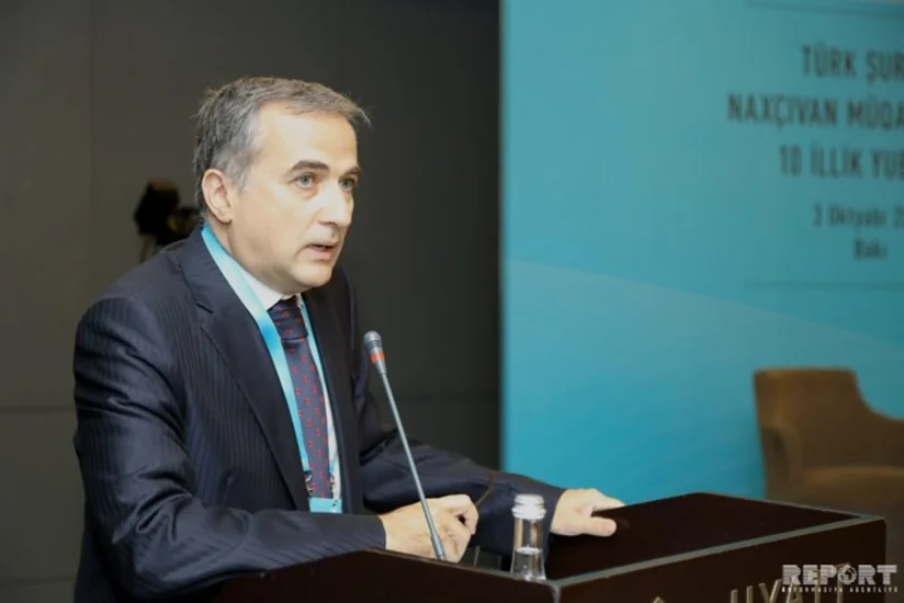 Fərid Şəfiyev: Koronavirus bioloji müharibə ilə bağlı müzakirələrə yol açıb