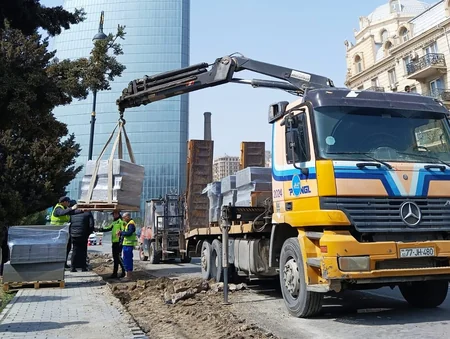AAYDA: 8 Noyabr prospektində nəqliyyatın hərəkəti məhdudlaşdırılmayıb
