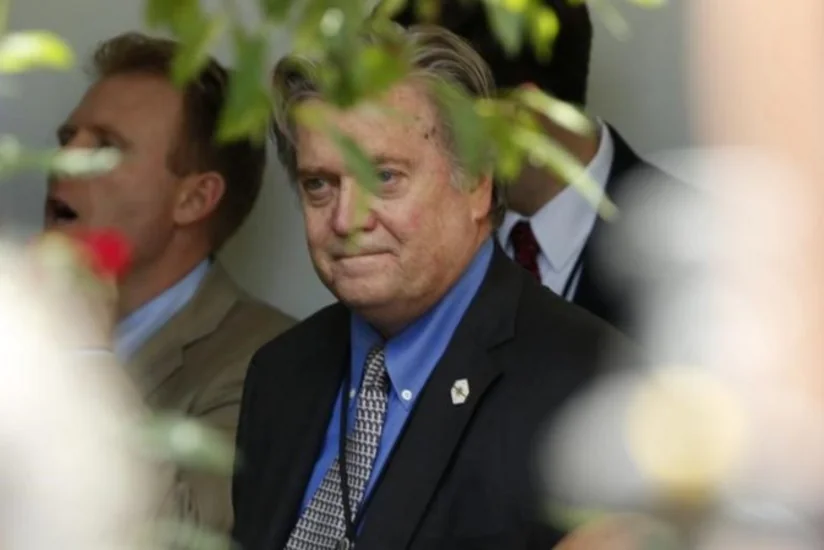 Бывшего советника Трампа признали виновным в неуважении к Конгрессу