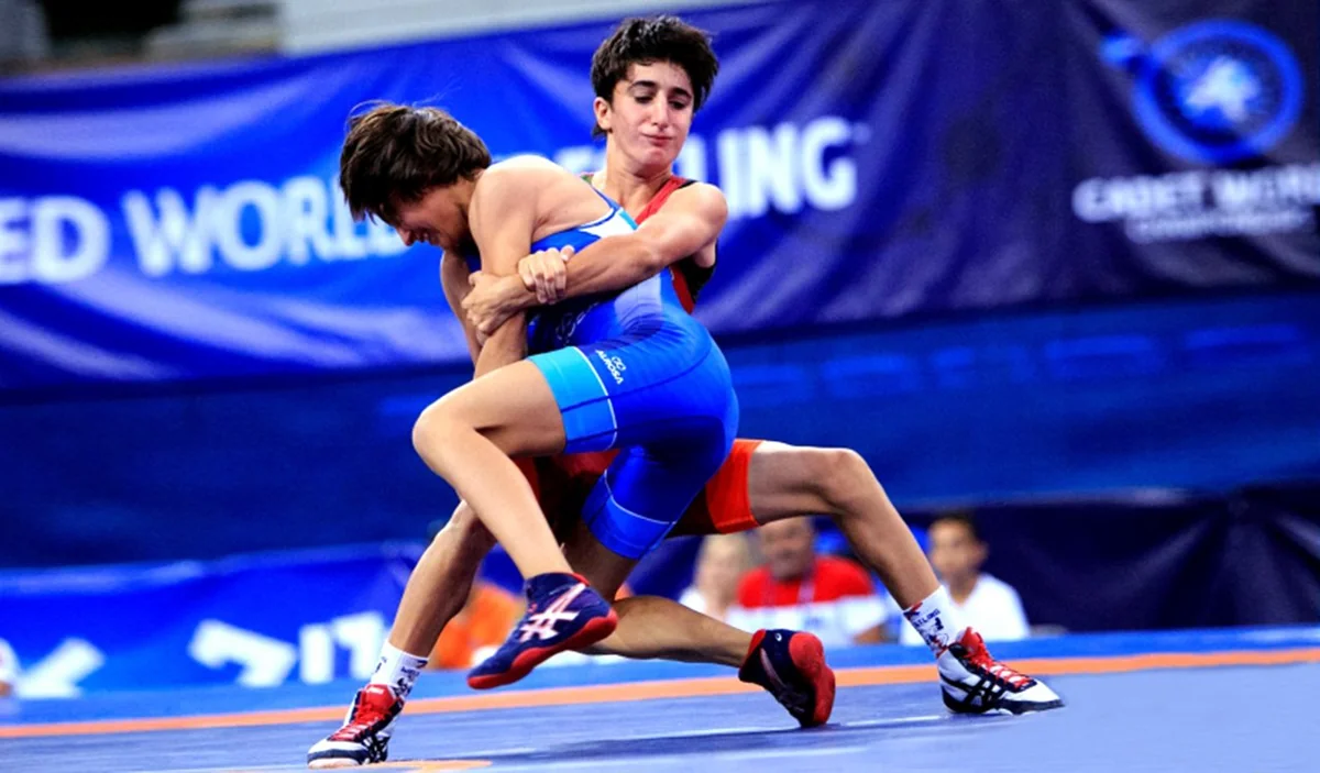Азербайджанские спортсменки вступают в борьбу на чемпионате Европы в Румынии