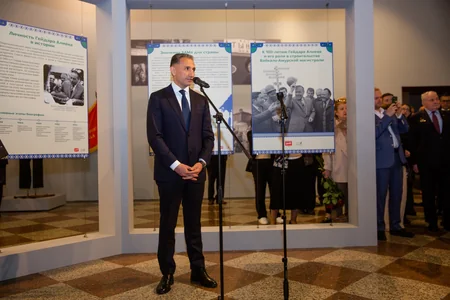 Photo exhibition dedicated to 100th anniversary of Heydar Aliyev organized in Russia