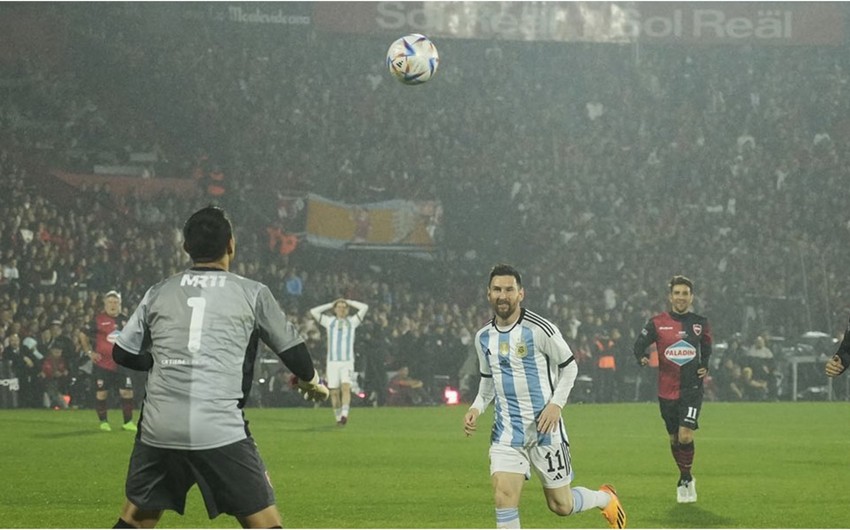 Messi doğum günündə het-trik edib