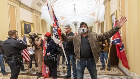 Konqresə hücum - ABŞ demokratiyası iflas həddində