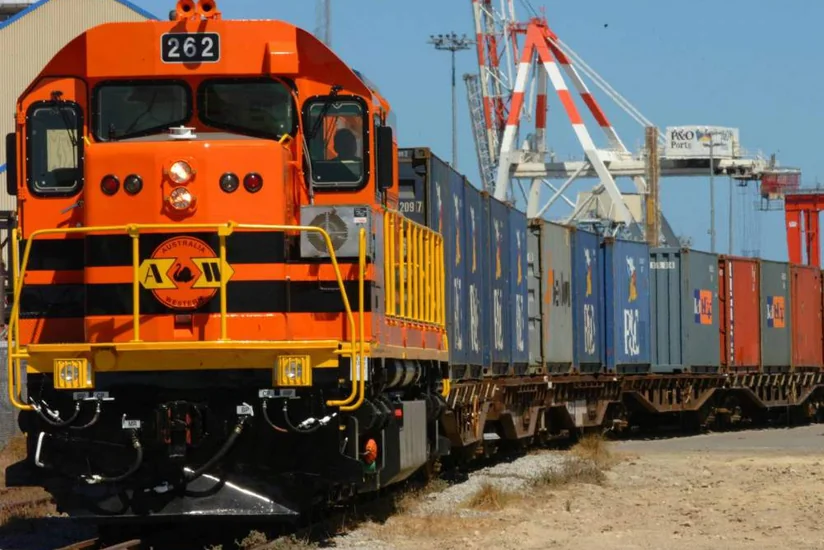 Президент: Азербайджан заинтересован в реализации транспортного коридора Север-Юг