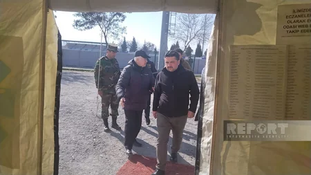 Глава ИВ района Девели посетил мобильные полевые госпитали МЧС Азербайджана в Кахраманмараше