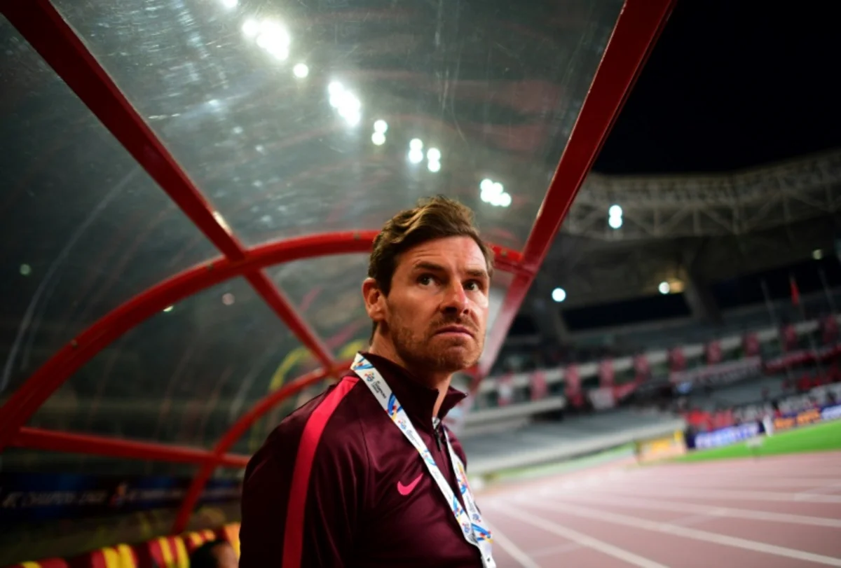 Андре Виллаш-Боаш и Халк дисквалифицированы на две игры - ВИДЕО