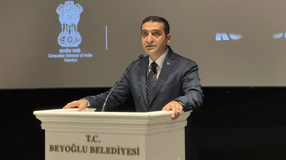 Türkiyədə Bəyoğlu bələdiyyə sədri İnan Güney həbs olunub